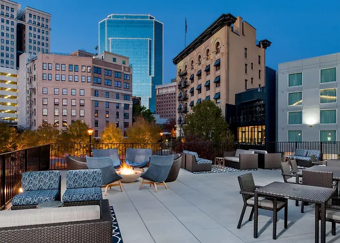Fairfield Inn & Suites Fort Worth Downtown/Convention Center
